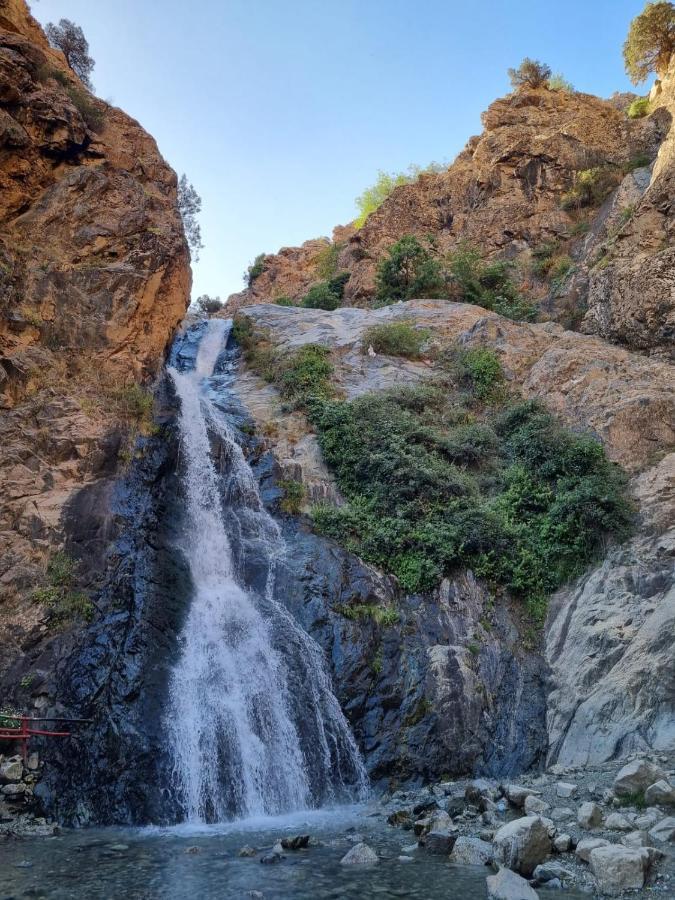 Auberge Gite De Jeunesse Les Cascades 塞提法特玛 外观 照片